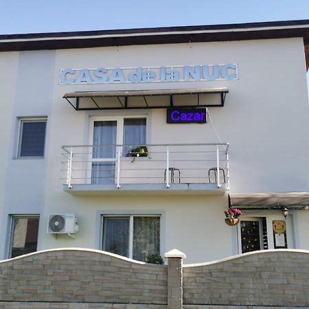 Casa De La Nuc Hotel Zsilvásárhely Kültér fotó